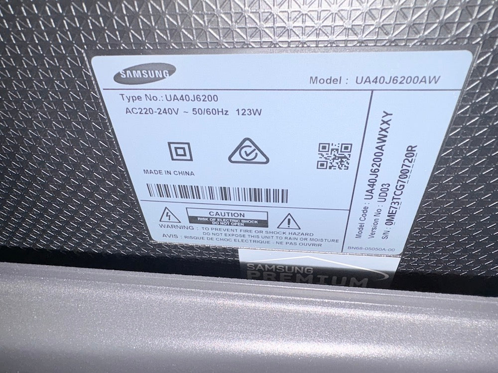 Samsung UA40J6200 HD TV