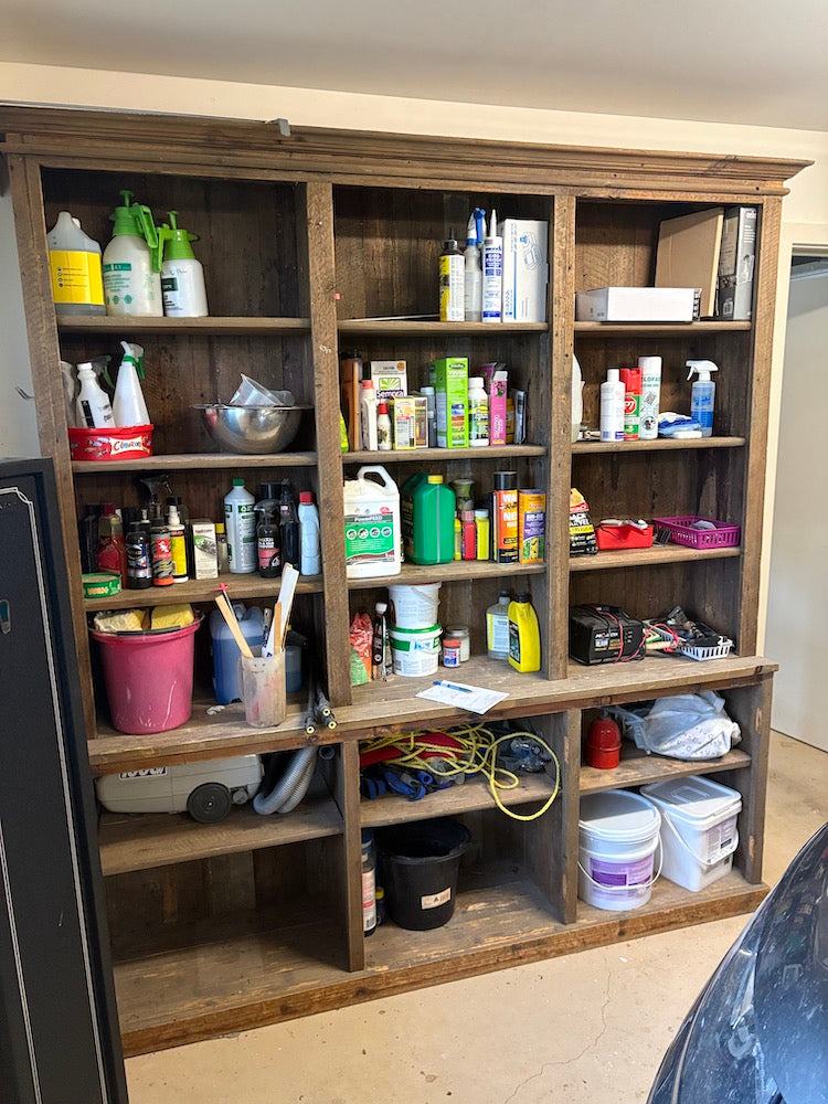 Wall unit