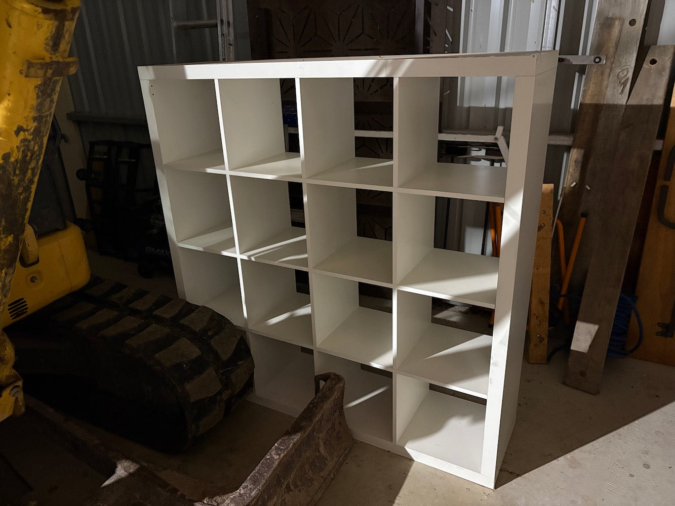 Storage unit